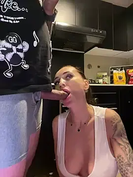 Stripchat Free Porn Cam of madonnaaaa