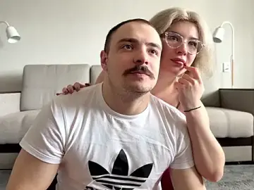 Stripchat Best Webcam of Love_plat1na