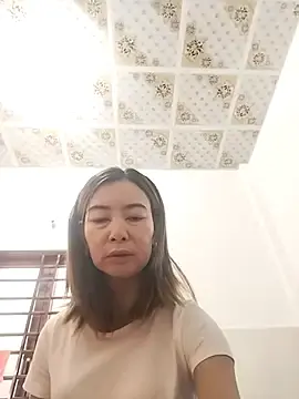 Stripchat Sex Cam of Sexy-ladyboobs20