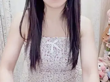 Stripchat Free Porn Cam of Rellababyy