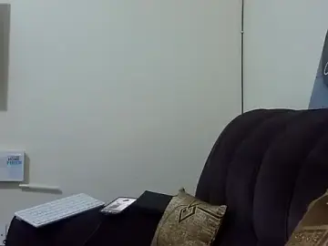 Stripchat Watch Live Sex Cams of Sexy-suzy