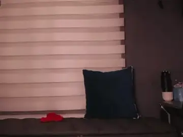 Stripchat Watch Live Sex Cams of dirty_27cms