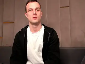 Stripchat Live Sex Cam of BrandonNorris