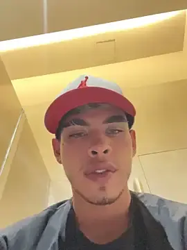 Stripchat Adult Webcams of Ken-boy_