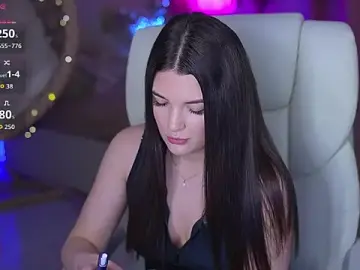 Stripchat Watch Live Sex Cams of YourLolaBunny