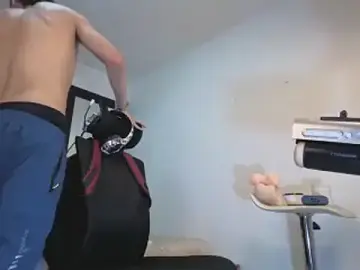 Stripchat Live Porn of RyanMira