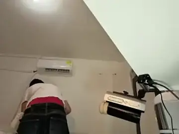 Stripchat Live Sex Cam of RyanMira