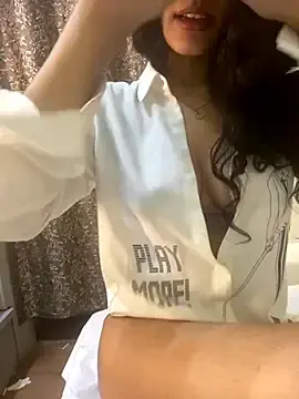 Stripchat Live Sex Cam of Anaya77