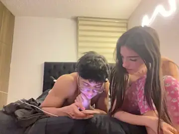 Stripchat Adult Video Chat of DesireLuxe