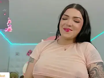 Stripchat Live Sex Cam of Karol_Goddess_ofhe_love