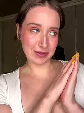 Stripchat Nude Webcam of nerdynina