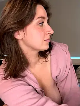 Stripchat Live Porn of nerdynina