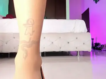 Stripchat Free Porn Cam of ArchieCollins