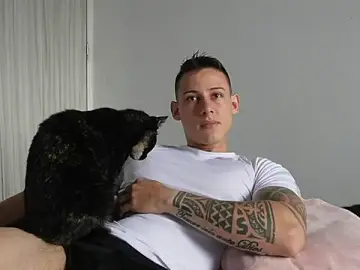 Stripchat Adult Video Chat of Muscle_King_Cum