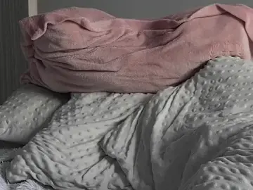 Stripchat Sex Cam of Muscle_King_Cum