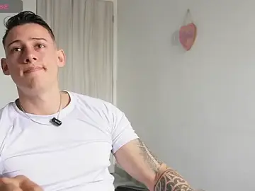 Stripchat Best Webcam of Muscle_King_Cum