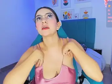 Stripchat Best live sex cam show of milk_candy18