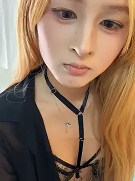 Stripchat Live Sex of yuki_june