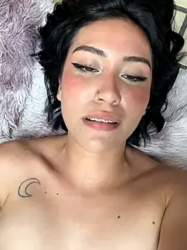 Stripchat Best live sex cam show of LunaAurora3