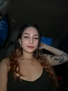 Stripchat Free Live Porn of Mon_Cherry