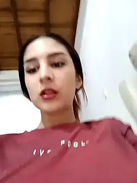 Stripchat Nude Webcam of Mon_Cherry