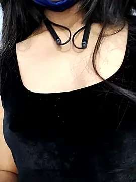 Stripchat Private Sex Chat of Kiritika_1