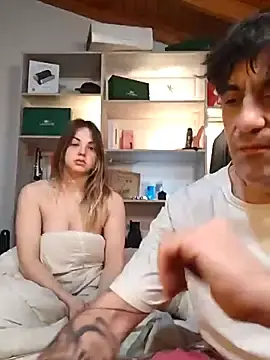 Stripchat Nude Webcam of Elnonoykeila77