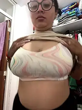 Stripchat Nude Webcam of croftsmila