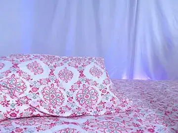 Stripchat Live Sex Cam of sweett_ale_