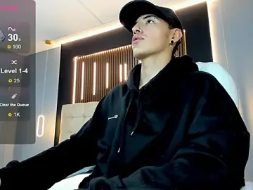 Stripchat Best live sex cam show of Lobo_17_