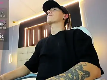 Stripchat Free Porn Cam of Lobo_17_