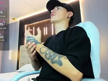 Stripchat Live Sex of Lobo_17_