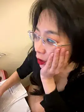 Stripchat Free Live Porn of yourkeer