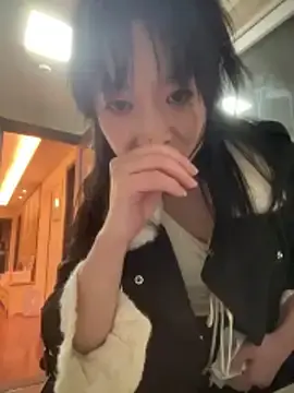 Stripchat Live Sex Cam of yourkeer