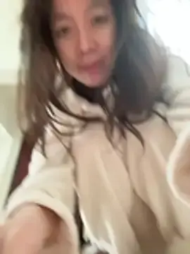 Stripchat Adult Webcam of yourkeer