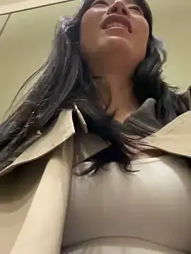 Stripchat Free Porn Cam of yourkeer