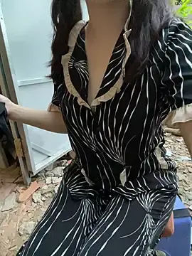 Stripchat Live Sex Cam of Serena_lovely24