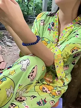 Stripchat Free Porn Cam of Serena_lovely24