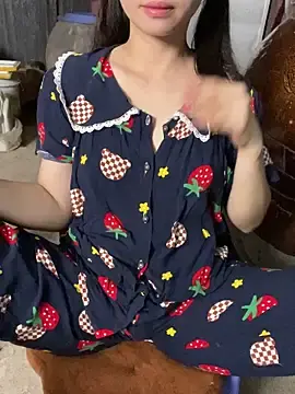 Stripchat Free Porn Cam of Serena_lovely24