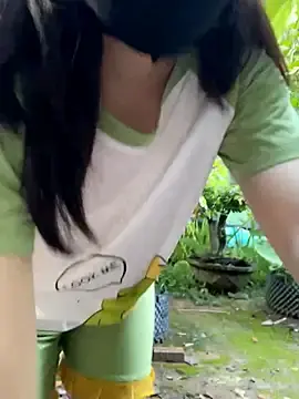Stripchat Watch Live Sex Cams of Serena_lovely24