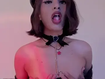 Stripchat Live Sex of Sophia_Cambpell