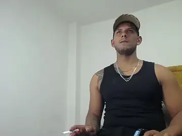 Stripchat Best live sex cam show of Chris_Dick23