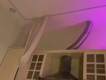 Stripchat Adult Webcam of Saint_Vicious