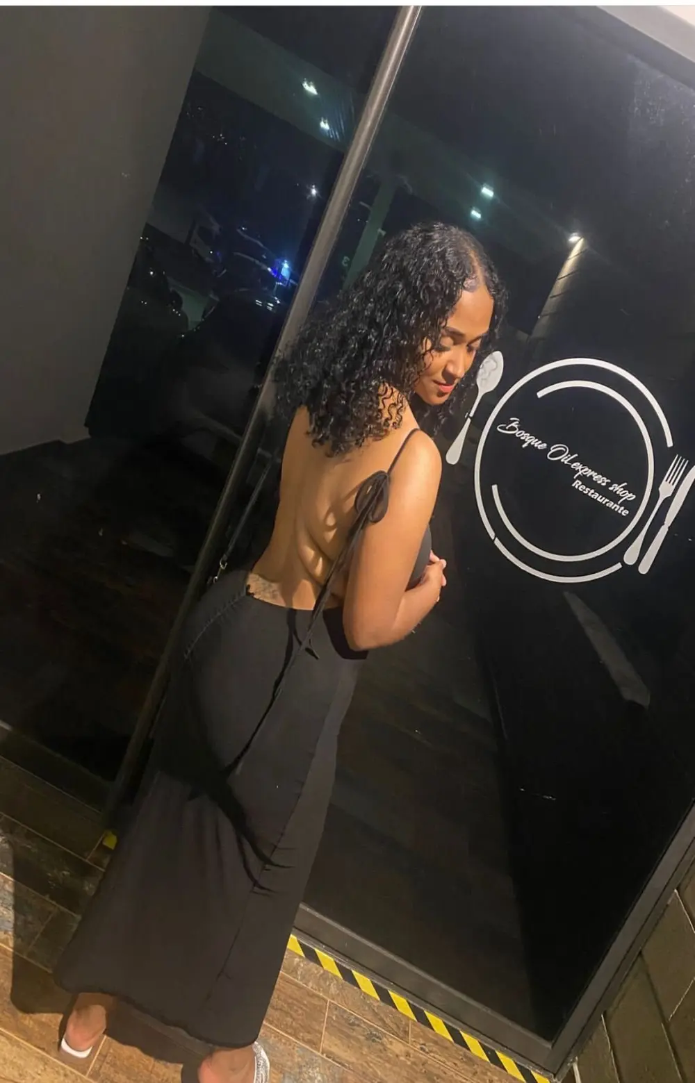 Tina_curly