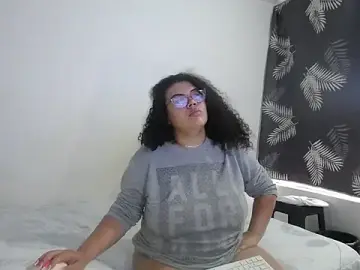 Stripchat Adult Video Chat of mabigomez00