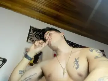 Stripchat Adult Video Chat of charlie_hotxxx