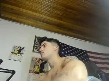 Stripchat Free Porn Cam of charlie_hotxxx