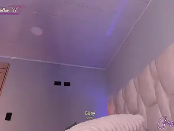 Stripchat Watch Live Sex Cams of giselle_js