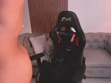 Stripchat Watch Live Sex Cams of liam_collins21