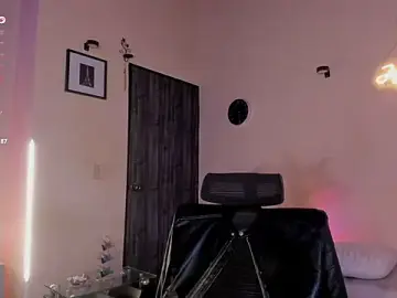 Stripchat Nude Webcam of Jess_Collen